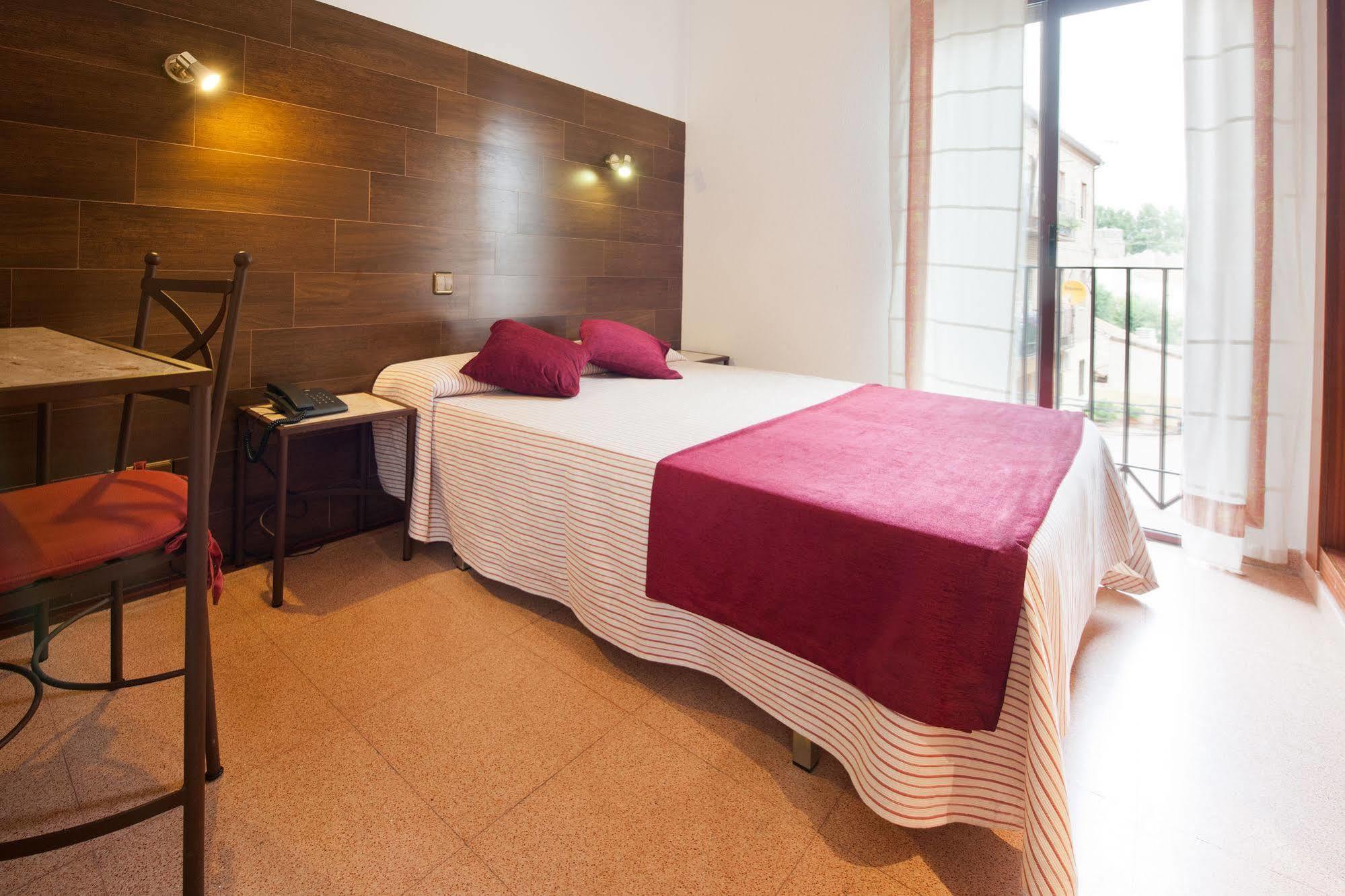 Hostal Sol Toledo Buitenkant foto
